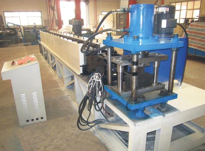 Special profile rolling equipment for passenger cars