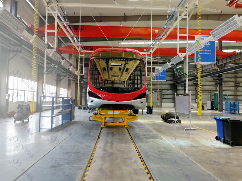 Full-bearing process trolley
