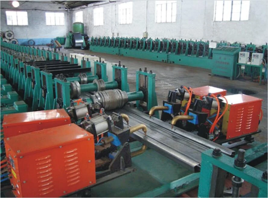 Cargo carriage plate rolling equipment